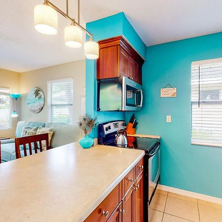 Sea Breezy - Unit 2 Βίλα St. Pete Beach Εξωτερικό φωτογραφία